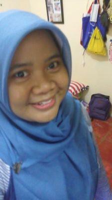 RadenKartika's profile picture. biasakan jujur untuk diri sendiri..