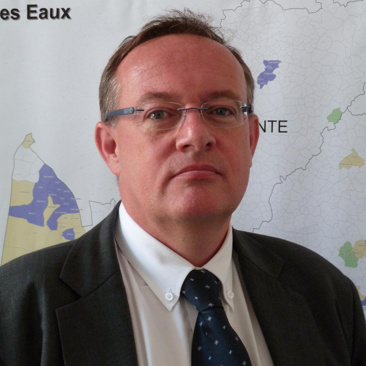 Curieux, sans certitude, pense à demain pour que cela soit meilleur...