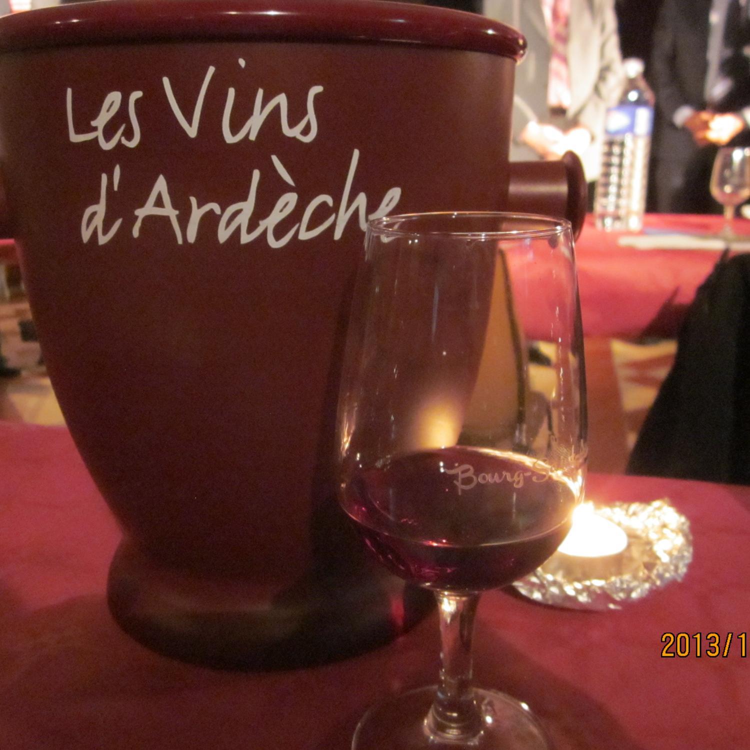 Un pensif picoleur:  J'aime l'Ardèche, locavore, végétalien, bricoleur. Aime le vin le jazz la cuisine l'humour - Non au gaz de schiste et l'OGM