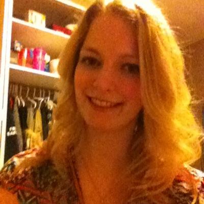 jessicashton_'s profile picture. University of Waterloo Kinesiology Student 
 #gowarriorsgo