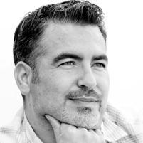 Marketing Guru @Normal_Magazine, #photographer, founder of ShoreQuest. ½ French/Scot. #Writer, #Film Producer, ex #Rugby player, currently overweight #golfer
