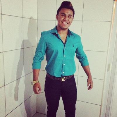 A inveja mata entao pare de criticar ,entenda o que e hardcore pra depois vim falar!