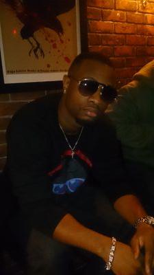 Newgrindcity specializing in artist management.

email us: ricoblenman@gmail.com
