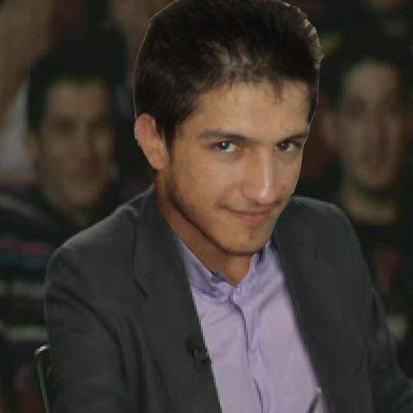 طالب اعدادية__احب  اعرف  عن كل شيئا ____شيئ