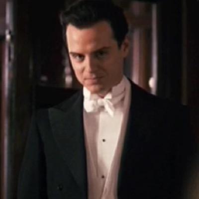 Honey you should see me in a crown #psychopath  #pimp #mrsex
