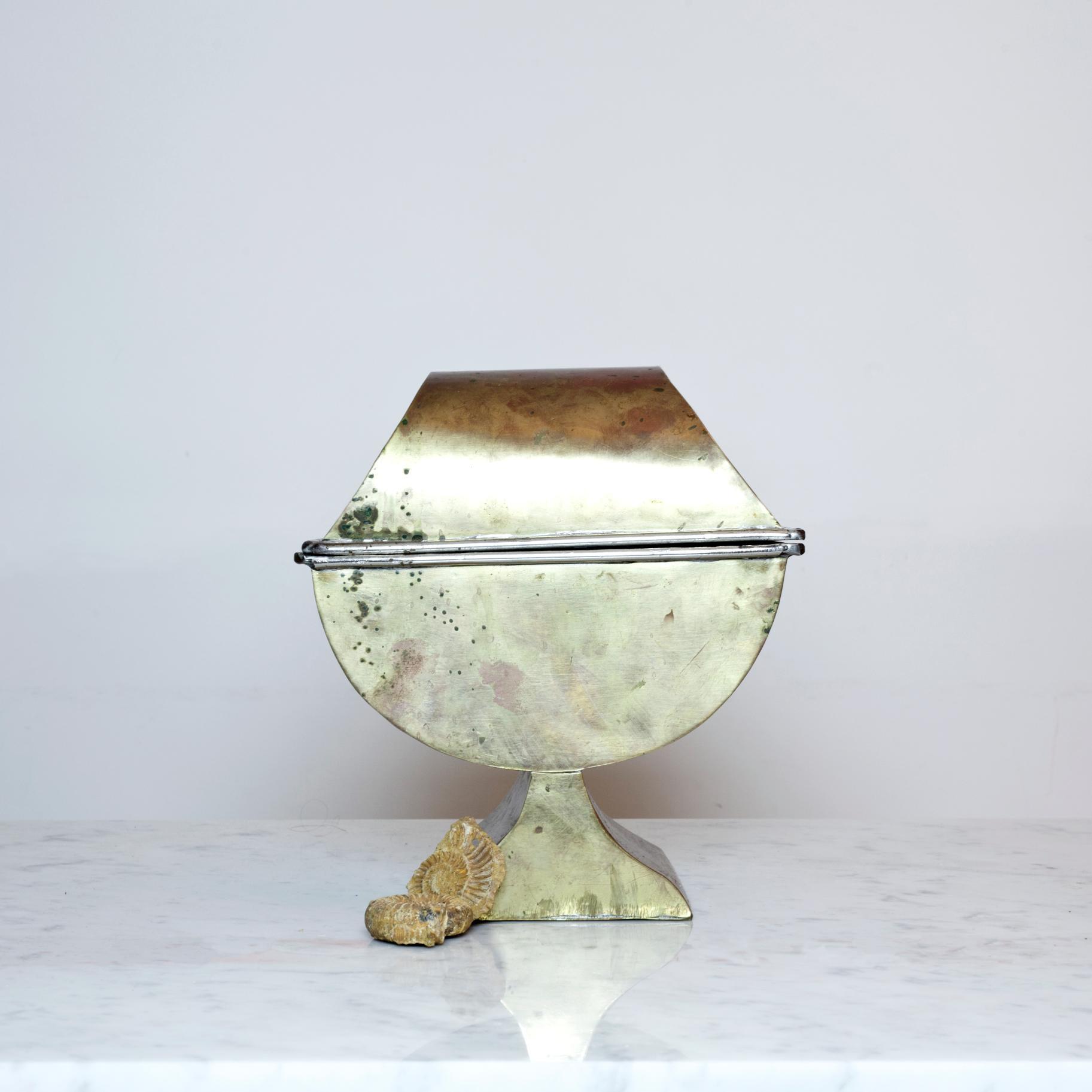 HOSTKLUB's profile picture. Party project, exercise in art and hospitality, platform for display.