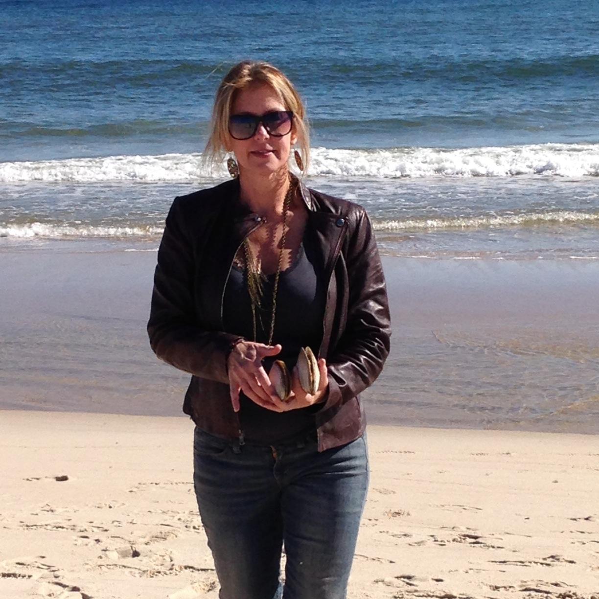 myheartart's profile picture. Painter of People