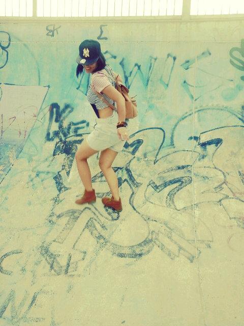 #Photography♥ #Follow Back #Faithful #Fitness #MentionMe :)_#ModelOpportunities?Yes Please _ #Fashionista ™ #Music #TheeLoveIHaveForCars [Low Life]
