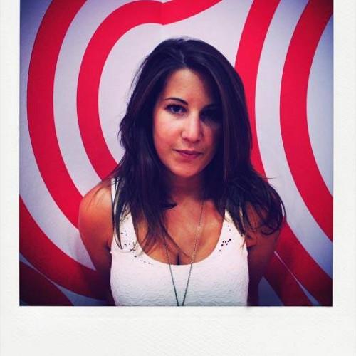 Clody_mag's profile picture. Photographe - Graphiste