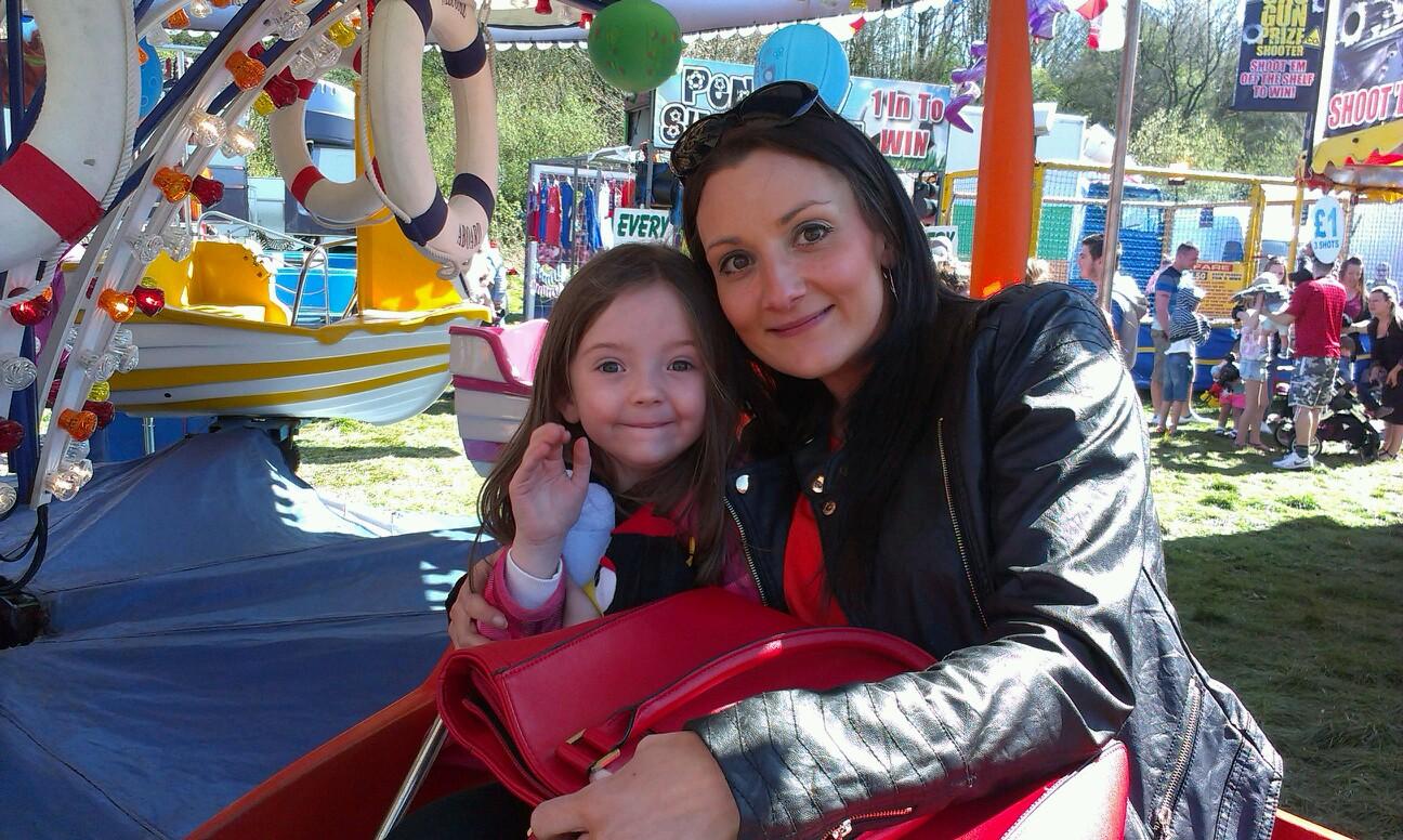 Mummy to Matilda who is 6 years and my world.