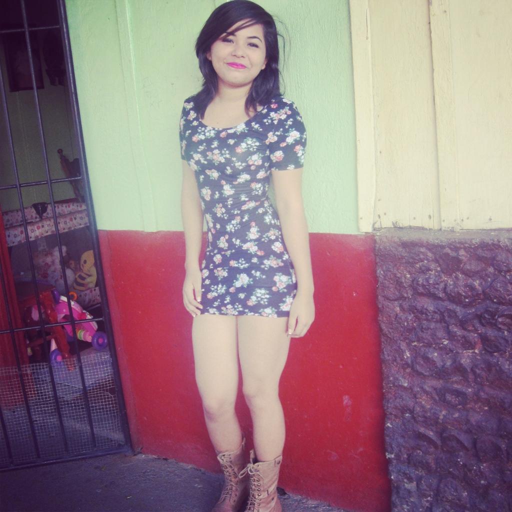 I'M JUST GONNA SHAKE IT OFF B)