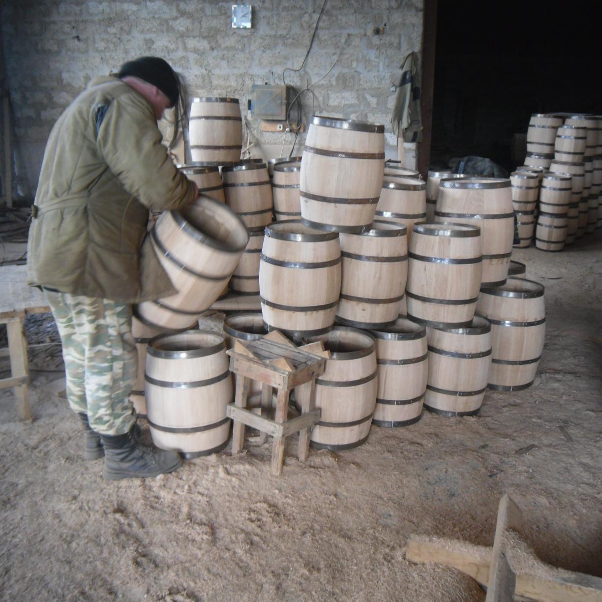 021volga's profile picture. Продам из кавказского дуба ; бочки и кадки. Возможна доставка.  Бочка- хороший подарок и украшение стола! Бочки для вина и кадушки для засолки.89384068080-мегаф