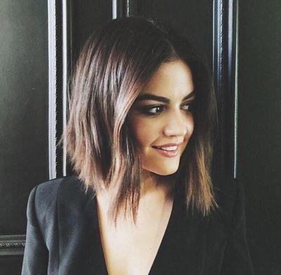 I m a girl who love sing and drawing but i cant sing a lot. And I love pretty little liars and lucy hale xoxooxoxox