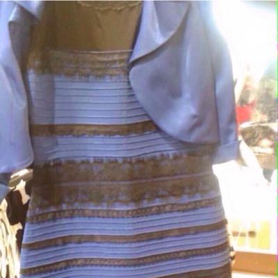 The dress is blue. mind fuck.