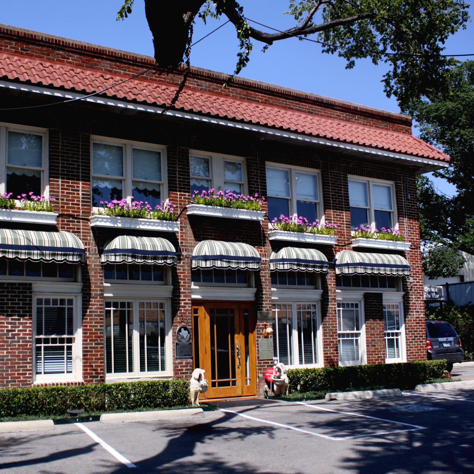 RutherfordVet's profile picture. Rutherford Veterinary Hospital is a full service animal hospital located in Dallas, TX
Follow us on Instagram! @RutherfordVet924 or Like us on Facebook!