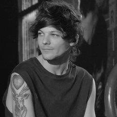 louismofado atual http://t.co/aefc7wpKjP LEIA OS TWEETS ANTE DE JULGAR!!!!!