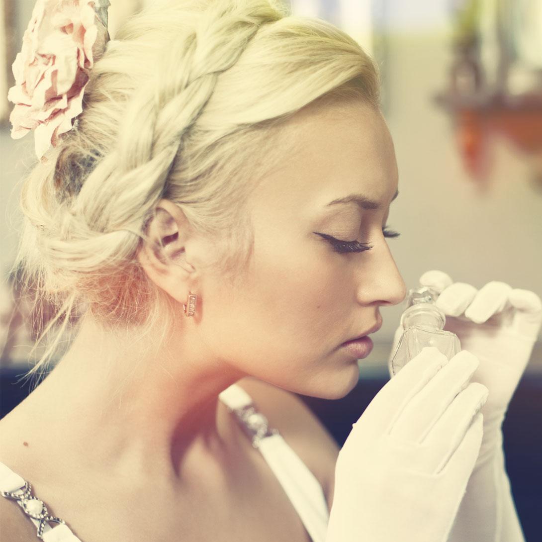 Custom make your own fragrance and bath & body products. Create one of a kind scents