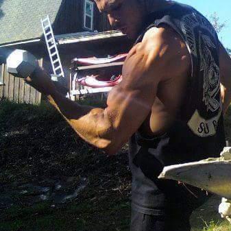 My Name is Luke. I am a Redneck & a Proud one too! I Love fishing & hunting, thats my kind of things to do. I would rather be outside than inside #REDNECKSTYLE