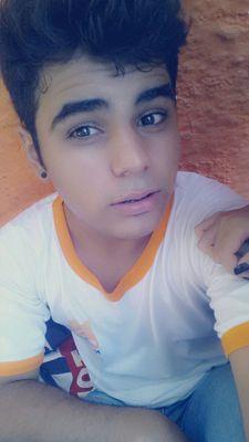 N preciso ser bonito pra ser amado ;*