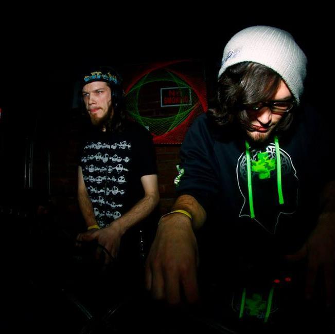 PerrBear121's profile picture. United we Stand, Divided we Fall