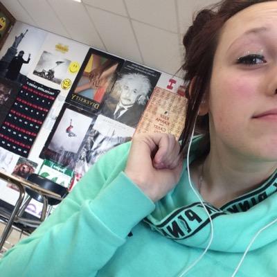 single life 
 whs
loyal&Honest 
Snapchat- thugginforlife1
Kik- callmems.princess