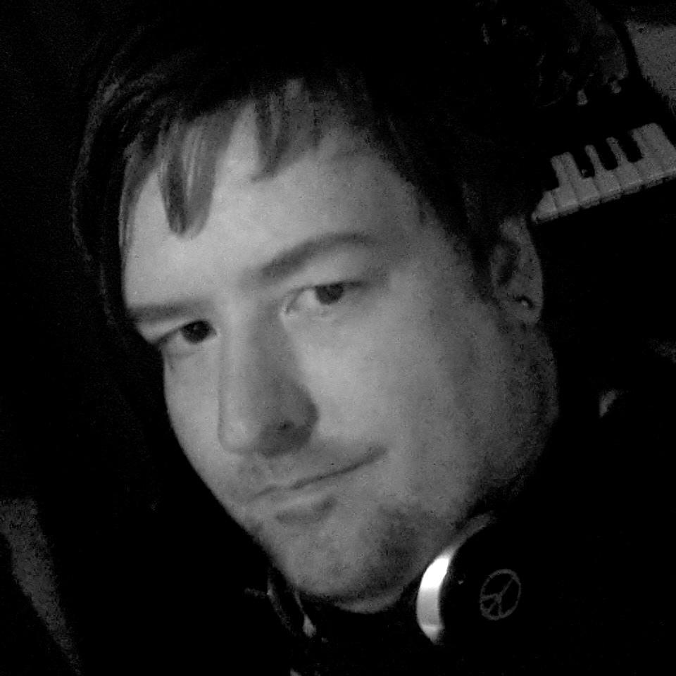 #EDM https://t.co/LoOmBOT4Hx  http://t.co/h5aa8bwtuV #TeamFollowBack