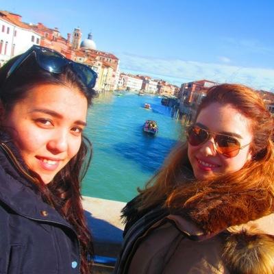 floweranna103's profile picture. Japan / Britain / Sweden / @mileycyrus / ザキヤマLOVE♡