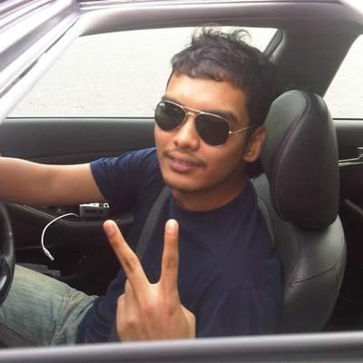 In love with @nelydiasenrose                                                    Hero of your heart