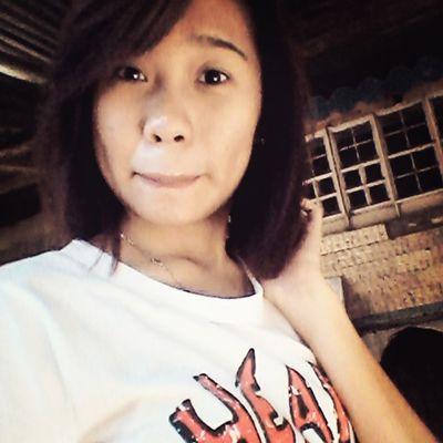 AprilalfaroA's profile picture. 