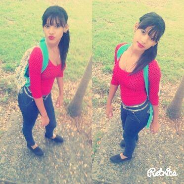 Facebook: pamela santiago