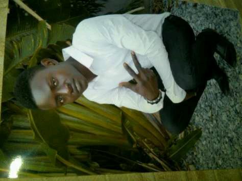 Am cool guy love to make friend most of all love music if u wt to no more ask ad I will tell u