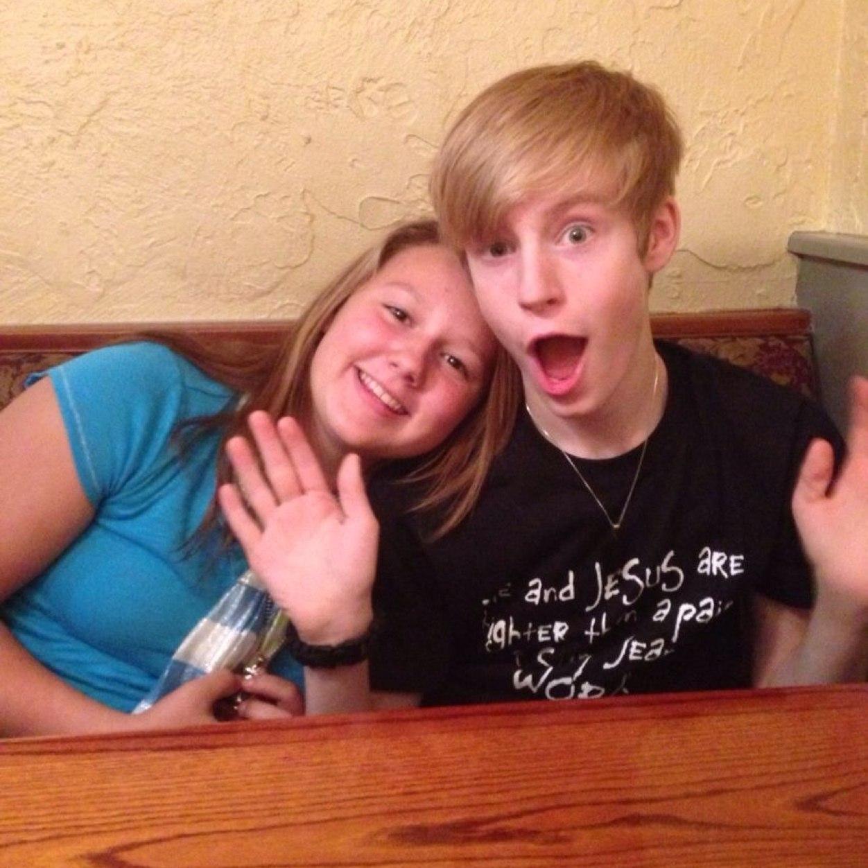 OmnitrixOutlaw's profile picture. I'm a 14 year old gamer for Team Omnitrix, maybe..