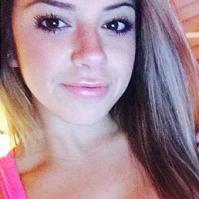 Dedicated fangirl and Xbox One tryhard
