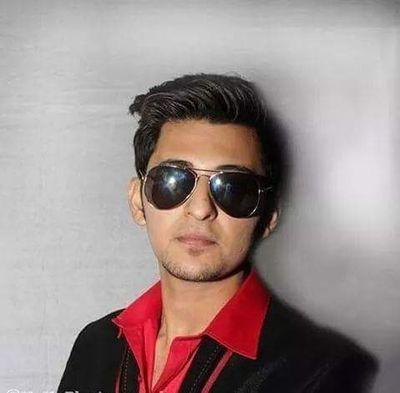 New FC of Mr.Raval....i.e.,DaRsHaN RaVaL...Do follow @DarshanRavalDZ n us! Managed by @Anmol123Sharma and @ItsSamaDR