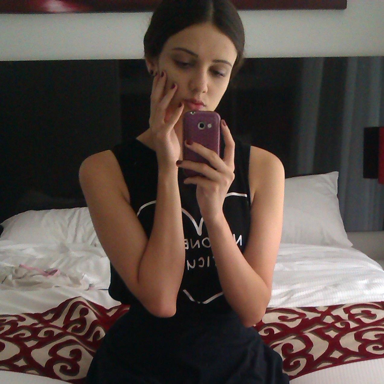 _UhNeeTuh's profile picture. 'There’s nothing wrong with being a minority. It doesn’t mean you have less to say.'