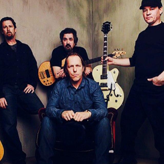 Americana; honest songs and old guitars give love and heartache a soulful twist... https://t.co/oNxt2LMUjw https://t.co/nVRT3vwKxc