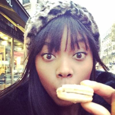 SimoneFrancis1's profile picture. 29, Leeds Uni graduate. Working in advertising