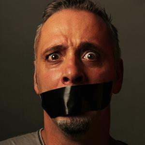 Director Sales & Concepts b-creative: Effectieve ideeën verbeeld in mooie vormgeving voor print, website en video.            Dat dus.. met opgestroopte mouwen!