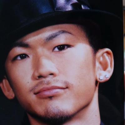 Naotoの私服もかっこいい 首にスカーフ巻いてかわいい Naoto Http T Co Khjck6q9vj