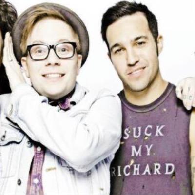 Stressed, depressed and boy band obsessed ✌️ •personal @kiwikidtbh •