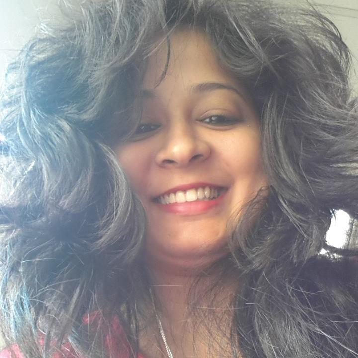 Passionate traveller, foodie and a work junkie!