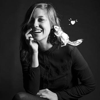 Amante del web e dei social, sognatrice di viaggi in giro per il mondo || Social Media Manager & Web Developer Freelance