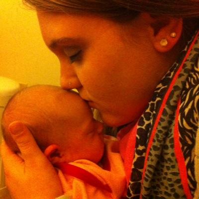 my name is odessey and im 18 i have an amazing fiance and a beautiful baby girl i love them to dealth
