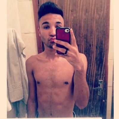 Paz e Amor ❤️ 

snap:paulovhilaria

insta:paulohilaria