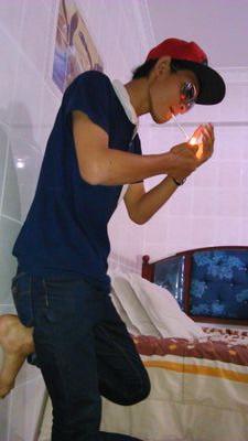 dhiondw's profile picture. 