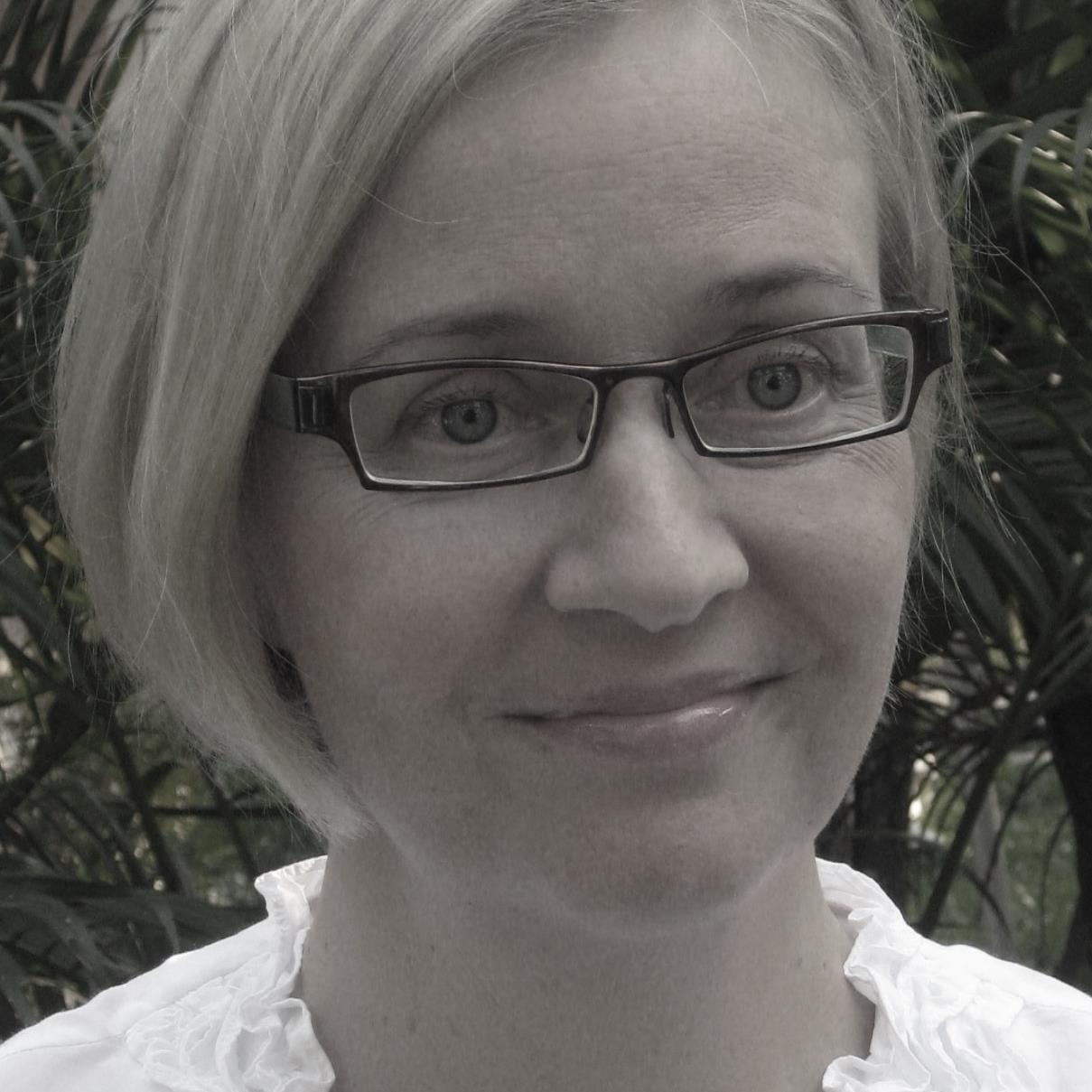 tarutwi's profile picture. Curious about different aspects of life. Opinions are my own.