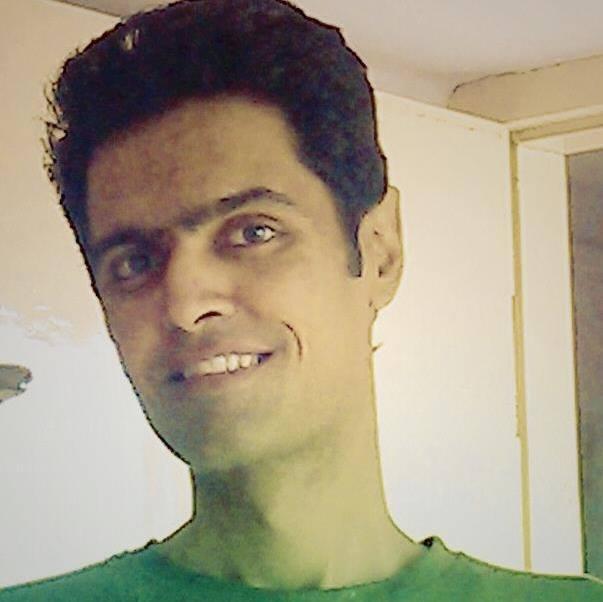 Movie buff, gadget freak, opportunist, optimist, a friend & a happy go lucky person :P