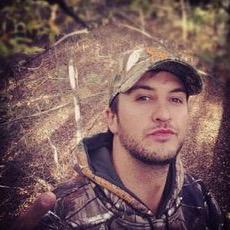 Accident Prone Electrician working for Herveaux & Son Surveys. Member of the Long Tooth Pack of Shreveport. I like Country Music, Cold Beer, & Boobs {21+RP}