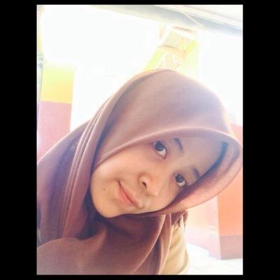 ayuwulandar17's profile picture. kepo