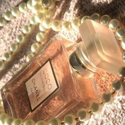 ‏لبيع جميع انواع العطور الفرنسية الاصلية من البراندات المعروفة و الميك اب و خدمة التوصيل المجاني في الاردن
Tel : 00962795749526